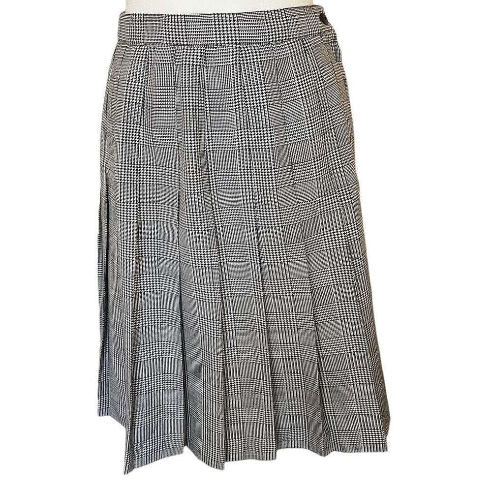 VTG B/W Plaid Herringbone Pleated Knee Length Skirt Sz S